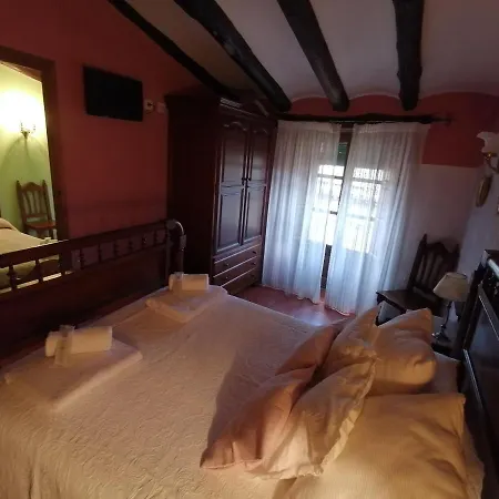 Cal Pons Couette-café 3*