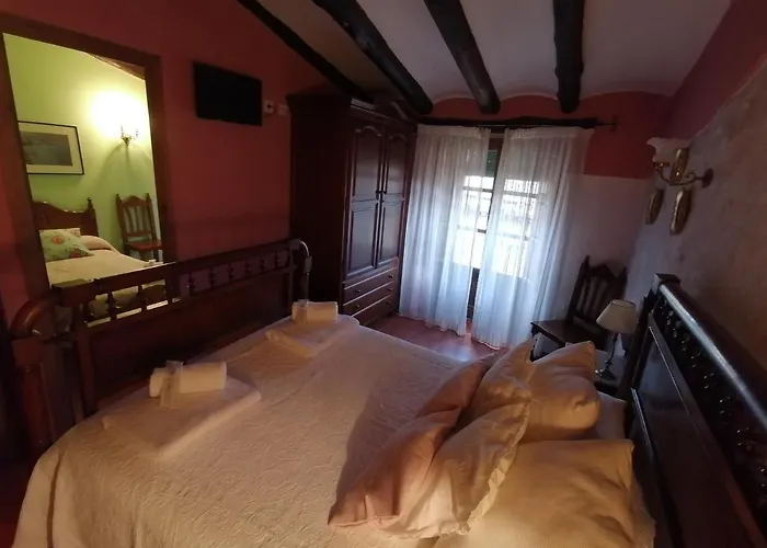 Cal Pons Couette-café 3*